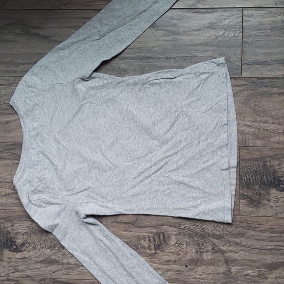 GapKids Graphic long-sleeved Tee - Picture 3 of 3